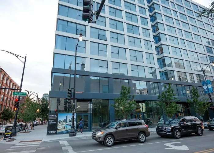 W Loop 1br W Gym Pool In Heart Of Greektown Chi-533 Apartment *