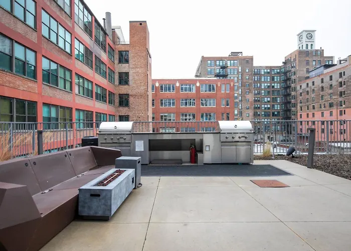 Apartment W Loop 1br W Gym Pool In Heart Of Greektown Chi-533 Chicago